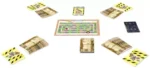 Composants de jeu de société avec plateau, cartes et jetons