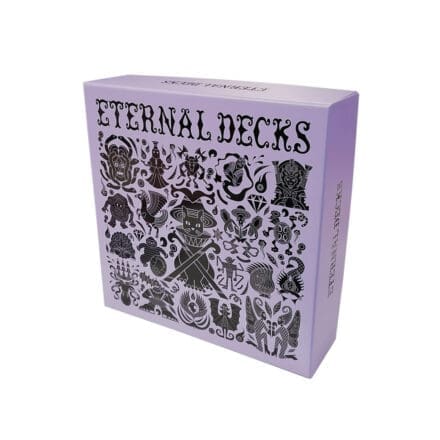 Boîte Eternal Decks violette avec illustrations gothiques noires