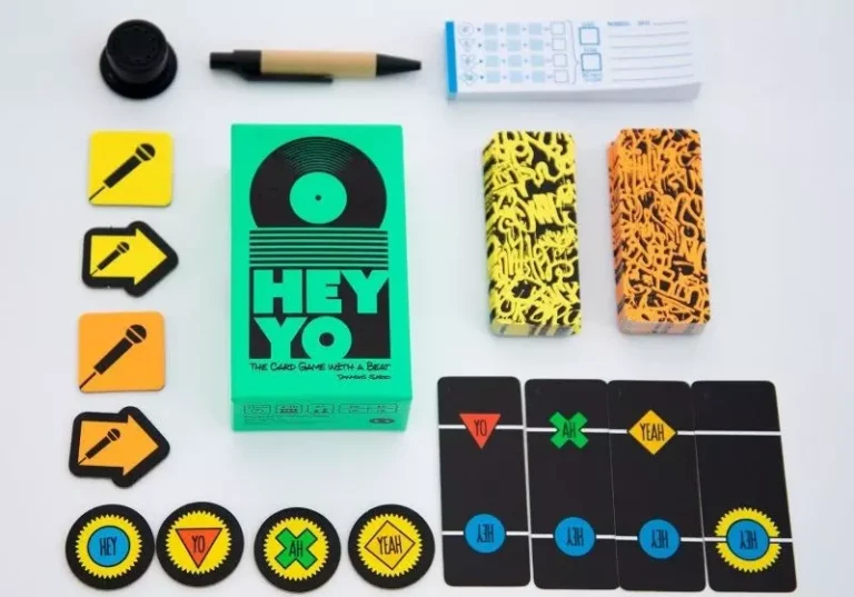 Jeu de société HEY YO avec cartes, jetons et accessoires colorés
