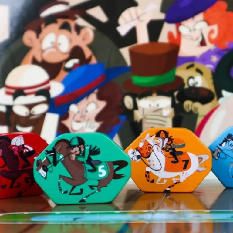 Jouets en papier colorés avec personnages de dessins animés