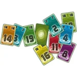 Cartes de jeu numérotées multicolores étalées