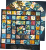 Patchwork coloré en spirale avec boutons bleus