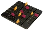 Clavier mécanique personnalisé avec touches colorées jaunes et roses