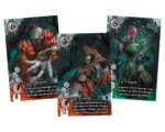 Trois cartes de jeu fantastique avec créatures et mécaniques de combat