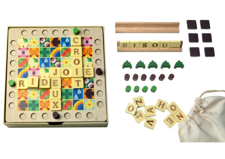 Jeu de société Scrabble avec tuiles lettres et pions colorés
