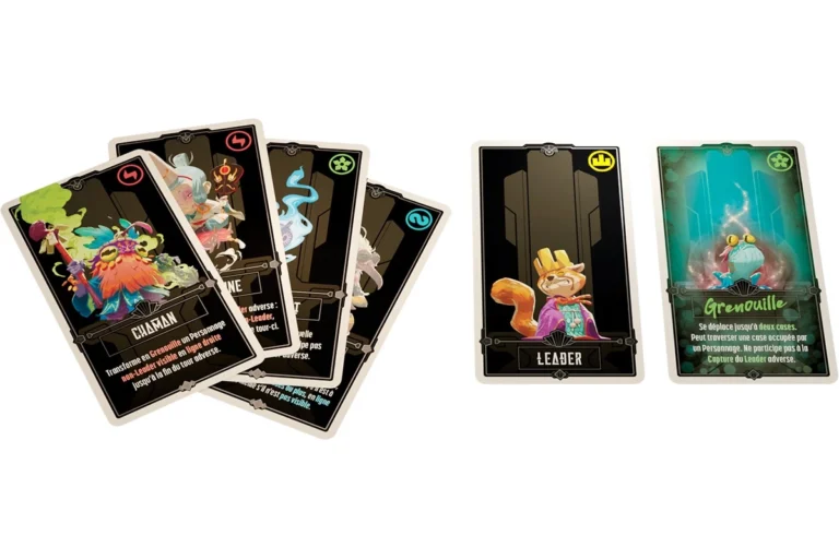 Cartes de jeu colorées avec personnages fantastiques et symboles